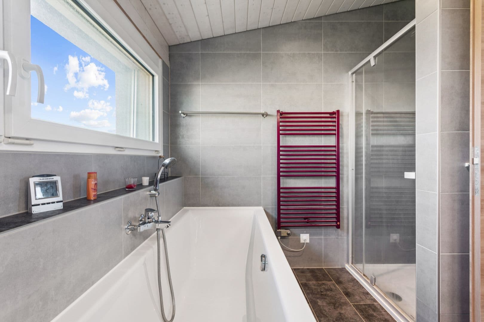 Salle d'eau mixte