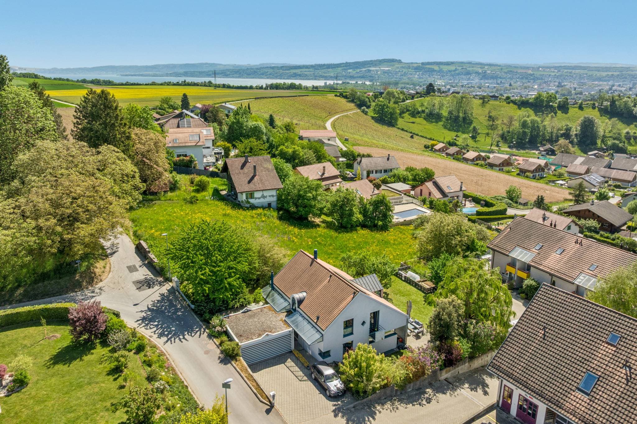 Drône vue lac